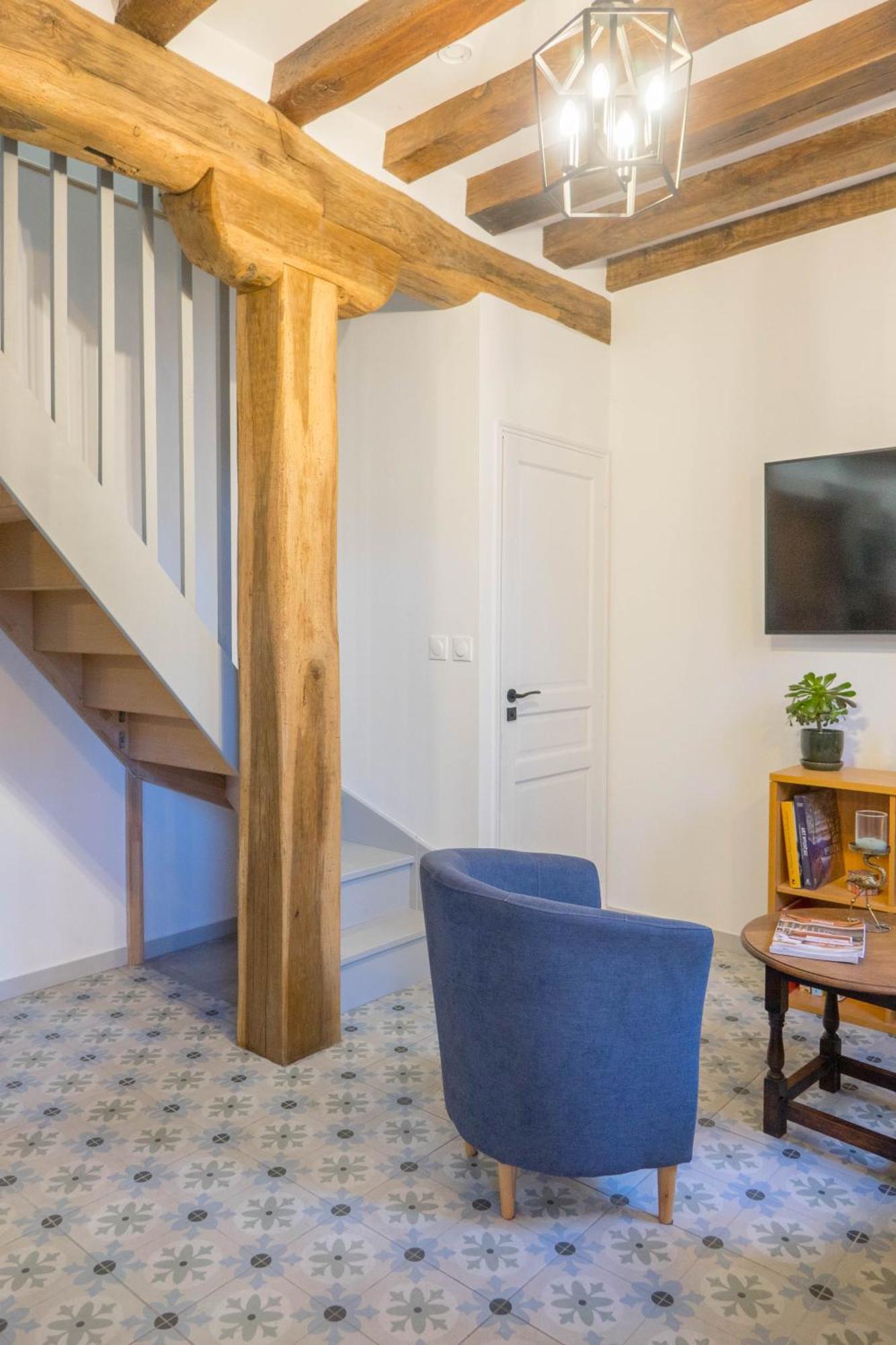 Domaine De Charme Au Coeur D'Orleans Classe 3 Etoiles - Bords De Loire - 21 Couchages Avec Parkings Prives Exteriör bild