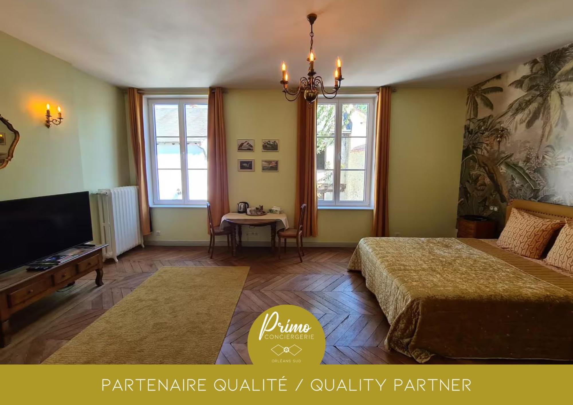Domaine De Charme Au Coeur D'Orleans Classe 3 Etoiles - Bords De Loire - 21 Couchages Avec Parkings Prives Exteriör bild